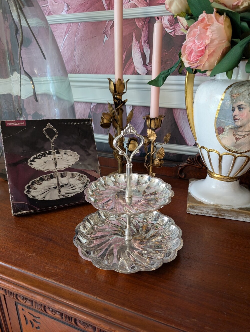 HomeTrends Silver-Plated 2-Tier Serving Tray Dessert Candy Tidbit Stand Scallop